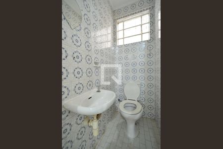 Casa à venda com 80m², 2 quartos e sem vagaLavabo