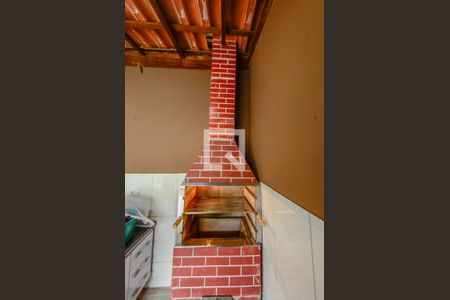 Casa à venda com 119m², 2 quartos e 2 vagasChurrasqueira