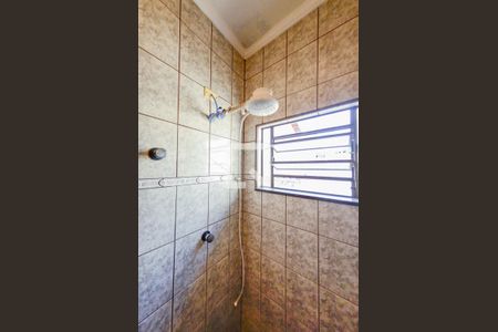 Casa à venda com 119m², 2 quartos e 2 vagasEdícula -Banheiro