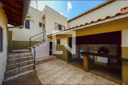 Casa à venda com 119m², 2 quartos e 2 vagasQuintal