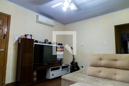 Sala de casa para alugar com 2 quartos, 70m² em Cidade Domitila, São Paulo