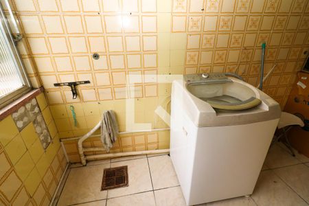 Apartamento à venda com 42m², 1 quarto e sem vaga Apartamento à venda com 42m², 1 quarto e sem vagaCozinha e Área de Serviço