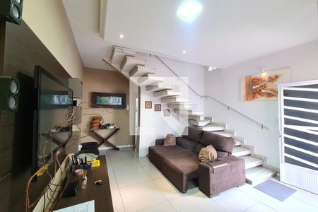 Sala de casa de condomínio à venda com 2 quartos, 120m² em Manguinhos, Rio de Janeiro