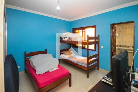 Casa à venda com 269m², 3 quartos e 2 vagas Casa à venda com 269m², 3 quartos e 2 vagasSuite 02