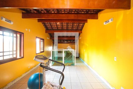 Casa à venda com 269m², 3 quartos e 2 vagas Casa à venda com 269m², 3 quartos e 2 vagasSoton