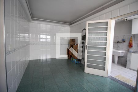 Casa à venda com 150m², 2 quartos e 2 vagasCozinha