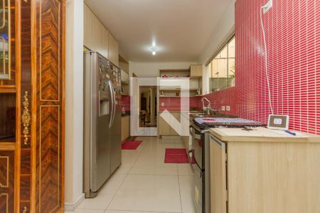 Casa à venda com 700m², 7 quartos e 5 vagas Casa à venda com 700m², 7 quartos e 5 vagasCozinha