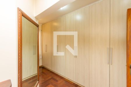 Casa à venda com 700m², 7 quartos e 5 vagas Casa à venda com 700m², 7 quartos e 5 vagasCloset da suíte 1