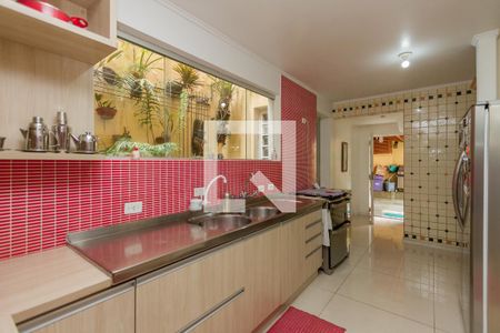 Casa à venda com 700m², 7 quartos e 5 vagas Casa à venda com 700m², 7 quartos e 5 vagasCozinha