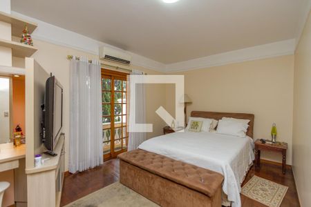 Casa à venda com 700m², 7 quartos e 5 vagas Casa à venda com 700m², 7 quartos e 5 vagasSuíte 1