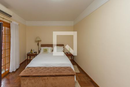 Casa à venda com 700m², 7 quartos e 5 vagas Casa à venda com 700m², 7 quartos e 5 vagasSuíte 1