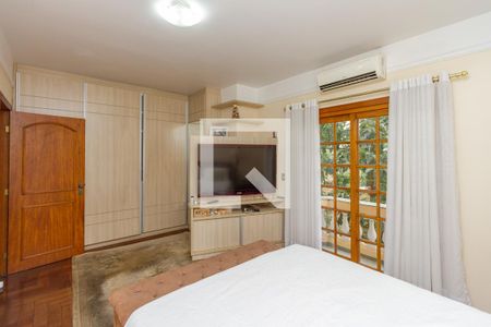 Casa à venda com 700m², 7 quartos e 5 vagas Casa à venda com 700m², 7 quartos e 5 vagasSuíte 1