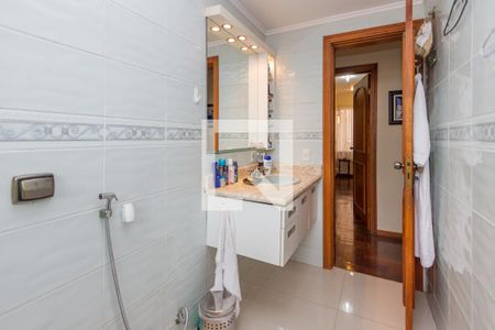 Casa à venda com 700m², 7 quartos e 5 vagas Casa à venda com 700m², 7 quartos e 5 vagasBanheiro