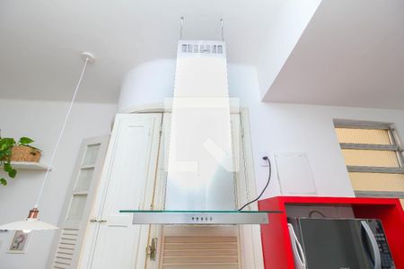 Apartamento à venda com 28m², 1 quarto e sem vaga Apartamento à venda com 28m², 1 quarto e sem vagaCozinha - Armários