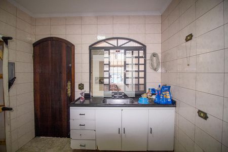 Casa à venda com 360m², 5 quartos e 6 vagasCasa 2 - Cozinha