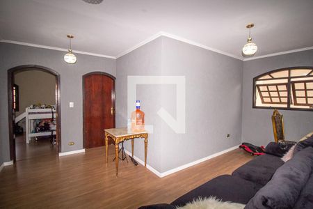 Casa à venda com 360m², 5 quartos e 6 vagasHall