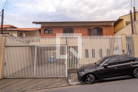 Casa à venda com 360m², 5 quartos e 6 vagasFachada