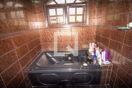 Casa à venda com 360m², 5 quartos e 6 vagasBanheiro da Suíte