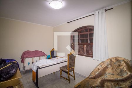 Casa à venda com 360m², 5 quartos e 6 vagasCasa 2 - Quarto 1