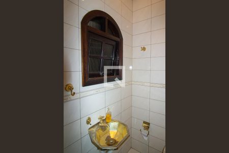 Casa à venda com 360m², 5 quartos e 6 vagasBanheiro 3