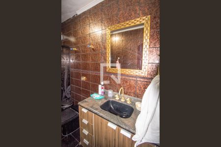 Casa à venda com 360m², 5 quartos e 6 vagasBanheiro da Suíte