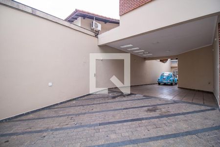 Casa à venda com 360m², 5 quartos e 6 vagasGaragem