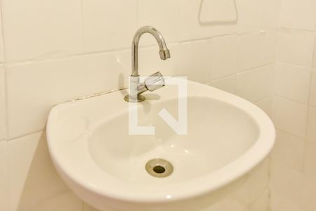 Banheiro de kitnet/studio para alugar com 1 quarto, 31m² em Campos Elíseos, São Paulo