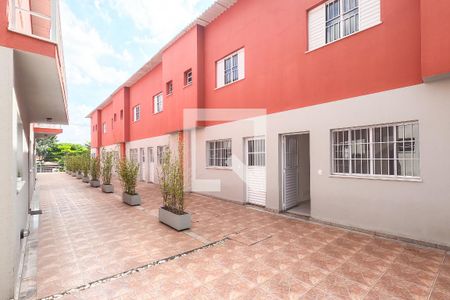 Casa de condomínio à venda com 75m², 2 quartos e 2 vagas Casa de condomínio à venda com 75m², 2 quartos e 2 vagasÁrea Comum