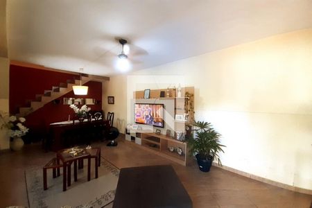 Sala de casa para alugar com 2 quartos, 180m² em Engenheiro Leal, Rio de Janeiro