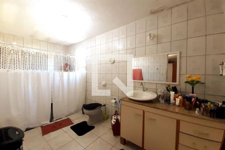 Casa para alugar com 180m², 2 quartos e sem vaga Casa para alugar com 180m², 2 quartos e sem vagaBanheiro da Suíte