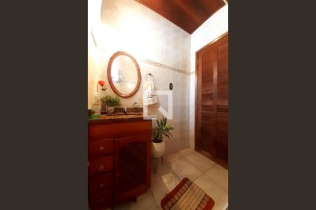 Casa para alugar com 180m², 2 quartos e sem vaga Casa para alugar com 180m², 2 quartos e sem vagaBanheiro Social