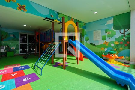 Apartamento para alugar com 67m², 2 quartos e 1 vaga Apartamento para alugar com 67m², 2 quartos e 1 vagaÁrea comum - Playground