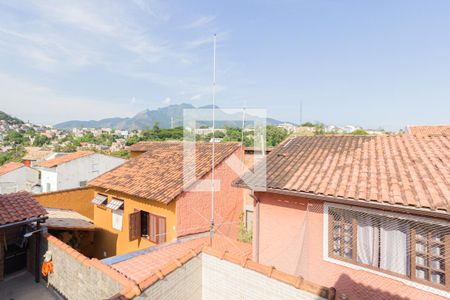 Casa de condomínio à venda com 181m², 3 quartos e 2 vagas Casa de condomínio à venda com 181m², 3 quartos e 2 vagasVista da Varanda do Segundo Andar