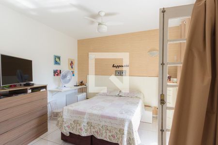 Casa de condomínio à venda com 181m², 3 quartos e 2 vagas Casa de condomínio à venda com 181m², 3 quartos e 2 vagasSuíte 1