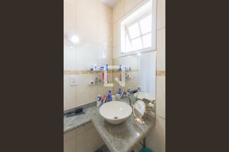 Casa de condomínio à venda com 181m², 3 quartos e 2 vagas Casa de condomínio à venda com 181m², 3 quartos e 2 vagasBanheiro da Suíte 1