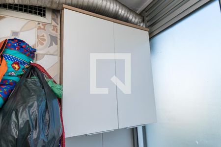 Apartamento à venda com 49m², 2 quartos e 1 vagaÁrea de Serviço - Armário