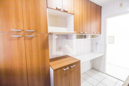 Apartamento à venda com 60m², 2 quartos e 1 vaga Apartamento à venda com 60m², 2 quartos e 1 vagaCozinha