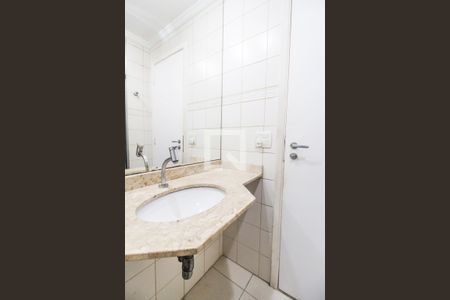 Apartamento à venda com 60m², 2 quartos e 1 vaga Apartamento à venda com 60m², 2 quartos e 1 vagaBanheiro