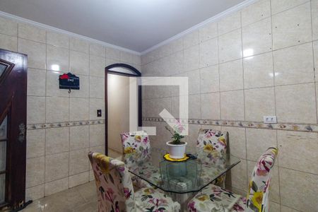 Casa à venda com 230m², 3 quartos e 6 vagas Casa à venda com 230m², 3 quartos e 6 vagasSala de jantar