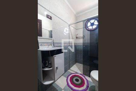 Casa à venda com 230m², 3 quartos e 6 vagas Casa à venda com 230m², 3 quartos e 6 vagasBanheiro