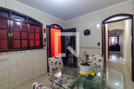 Casa à venda com 230m², 3 quartos e 6 vagas Casa à venda com 230m², 3 quartos e 6 vagasSala de jantar