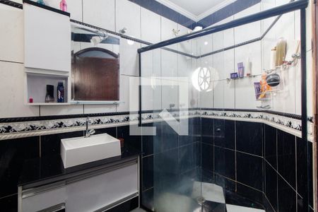 Casa à venda com 230m², 3 quartos e 6 vagas Casa à venda com 230m², 3 quartos e 6 vagasBanheiro