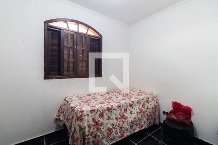 Casa à venda com 230m², 3 quartos e 6 vagas Casa à venda com 230m², 3 quartos e 6 vagasQuarto 2