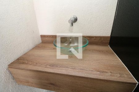 Casa à venda com 550m², 4 quartos e 2 vagasBanheiro