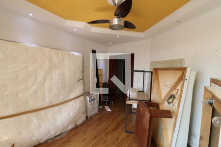 Casa à venda com 550m², 4 quartos e 2 vagasQuarto