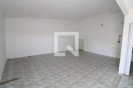 Casa à venda com 550m², 4 quartos e 2 vagasSalao