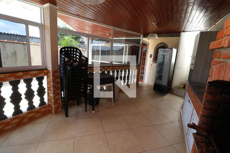 Casa à venda com 550m², 4 quartos e 2 vagasChurrasqueira