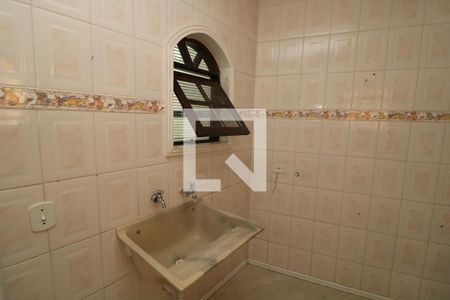 Casa à venda com 550m², 4 quartos e 2 vagasDetalhe da area de serviço