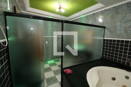 Casa à venda com 550m², 4 quartos e 2 vagasBanheiro suite