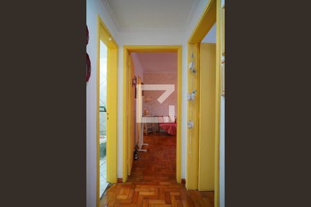 Apartamento à venda com 192m², 4 quartos e 2 vagasCorredor